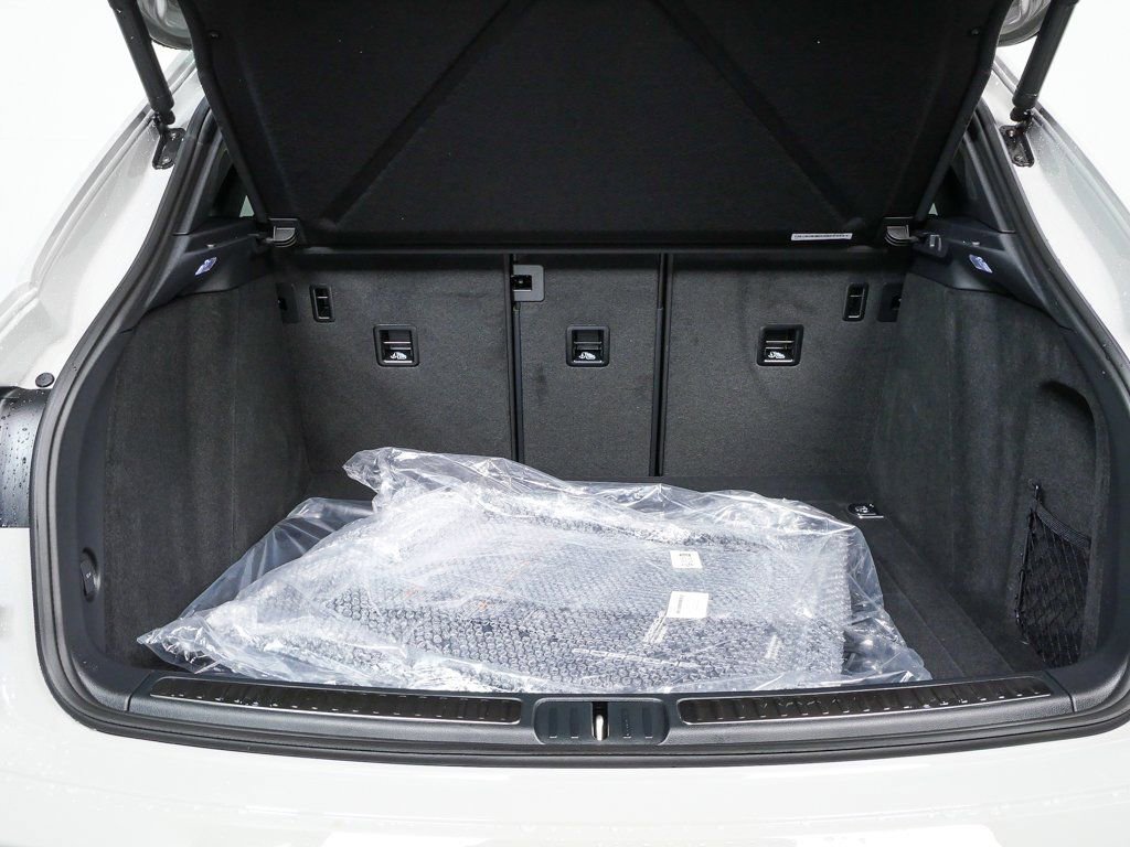 New 2026 Porsche Macan S image 31