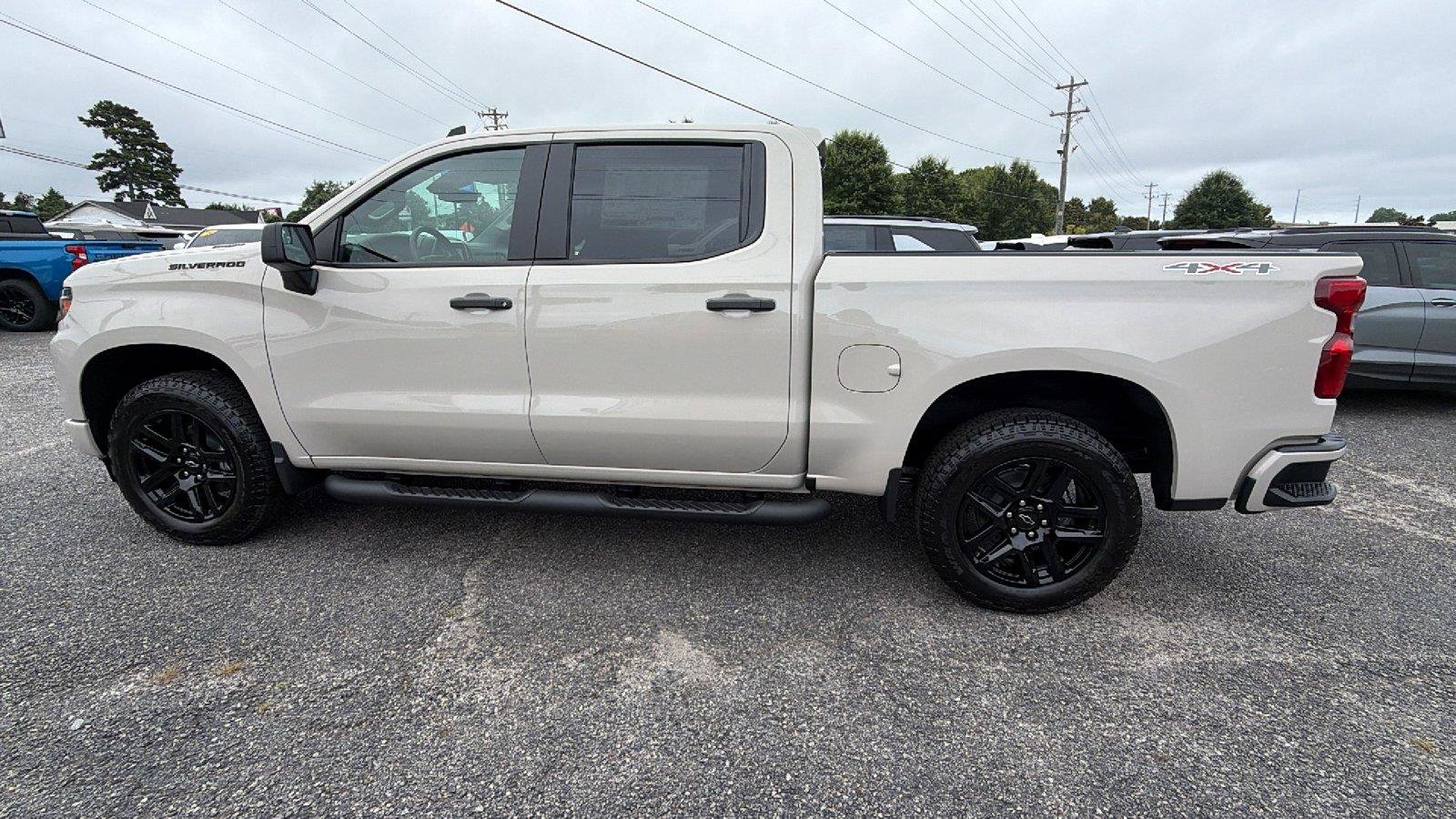 New 2026 Chevrolet Silverado 1500 Custom w/ Turbomax Blackout Package AWD/4WD image 11