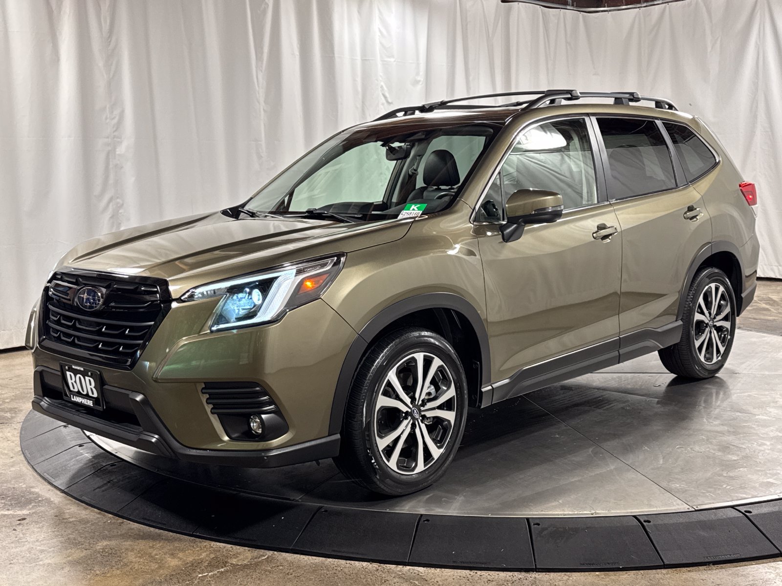 Used 2024 Subaru Forester Limited w/ Convenience Package AWD/4WD image 1