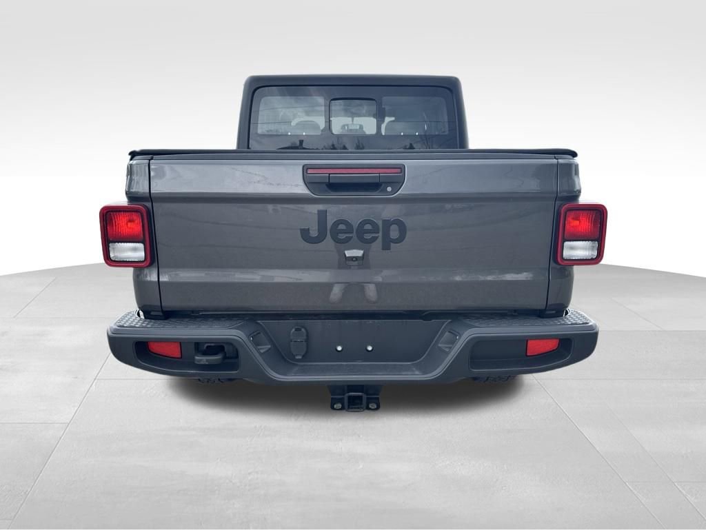 Used 2022 Jeep Gladiator Sport w/ Trailer Tow Package AWD/4WD image 6