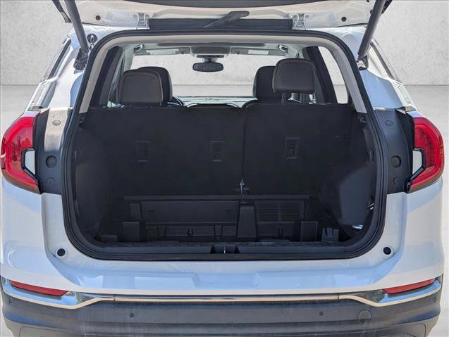 Used 2022 GMC Terrain AT4 w/ Infotainment Package II AWD/4WD image 6