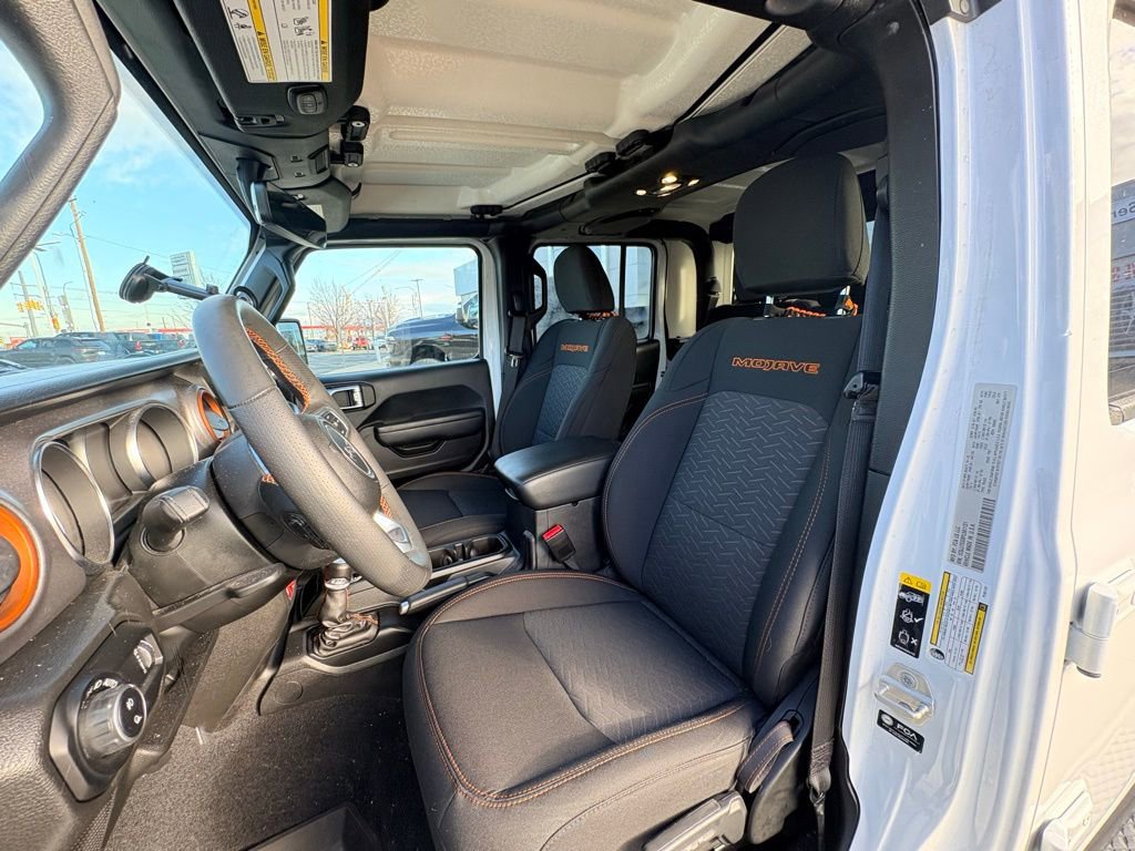 Used 2023 Jeep Gladiator Mojave w/ Cold Weather Group image 21