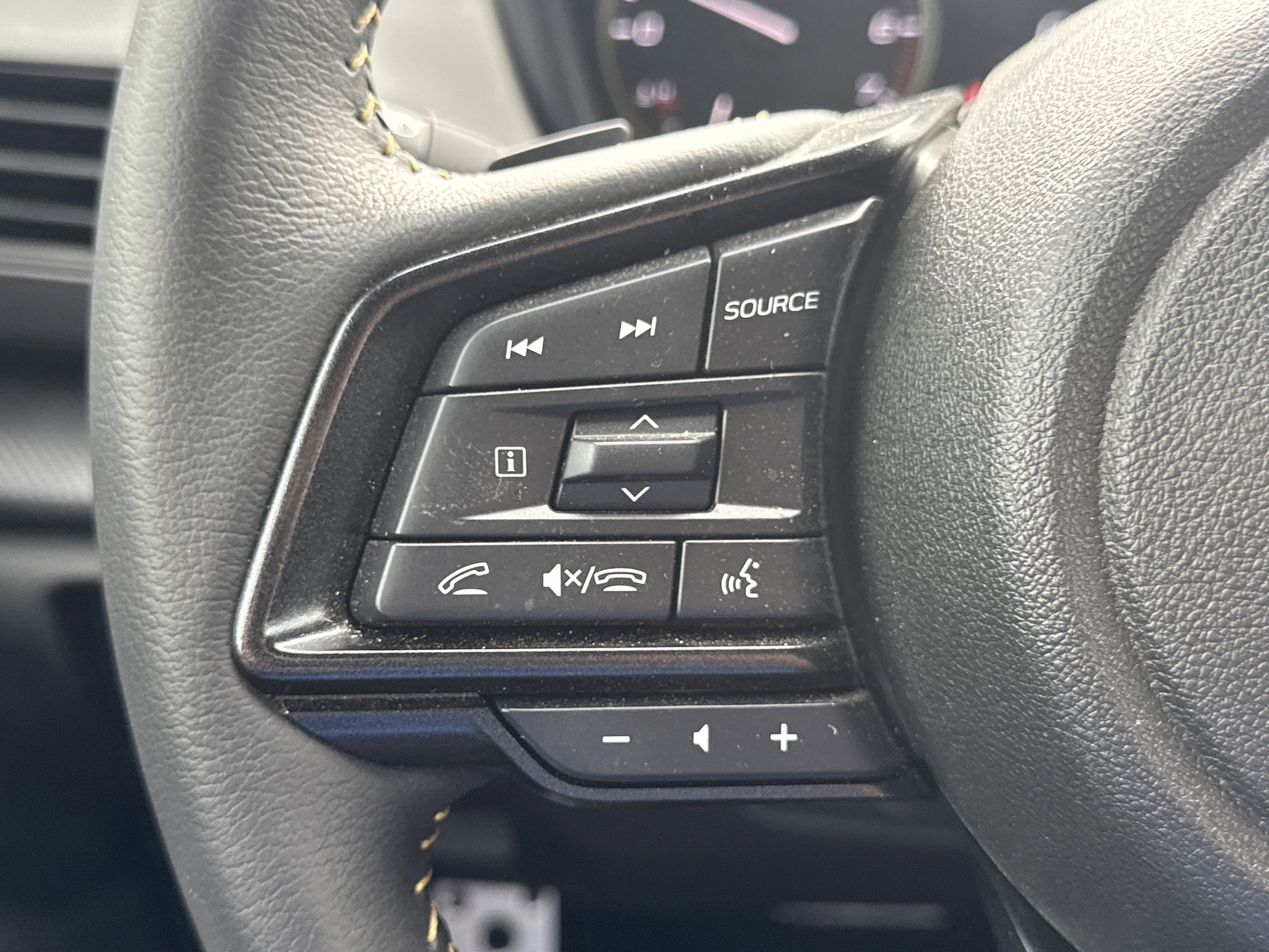 Used 2025 Subaru Crosstrek 2.5i Sport w/ Crosstrek Mirror Package image 14