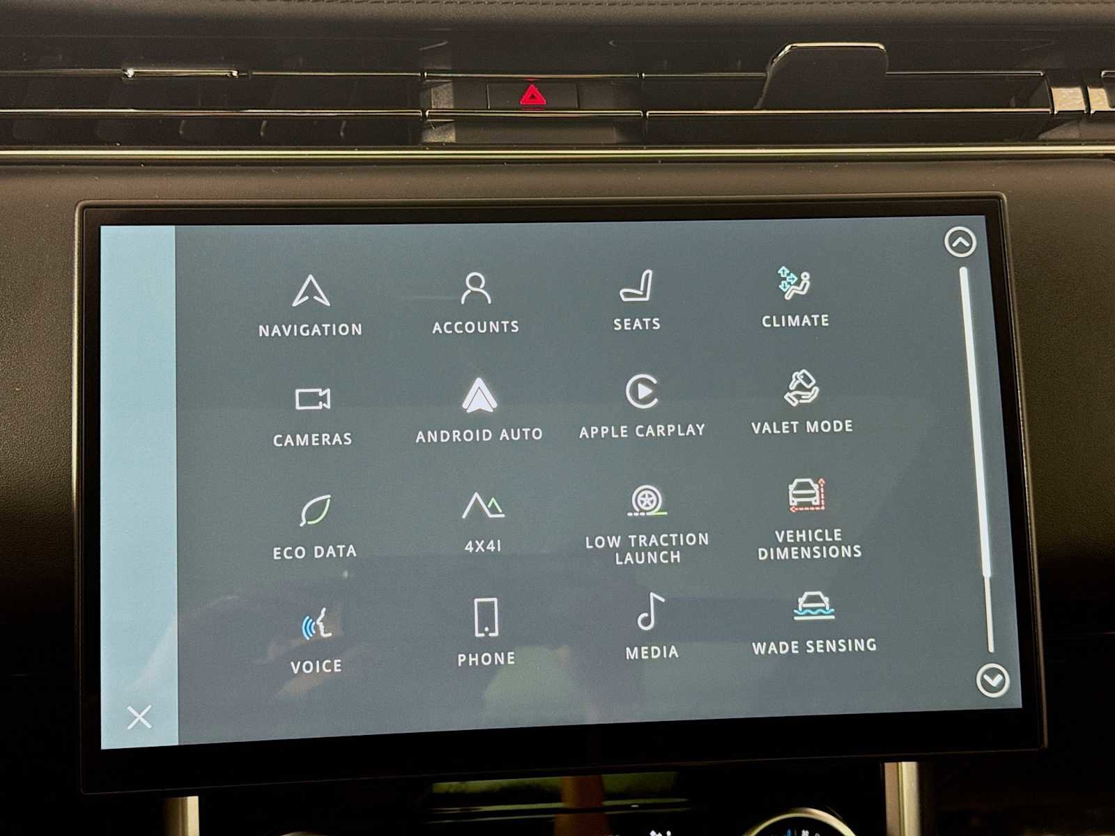 Certified 2023 Land Rover Range Rover SE image 26