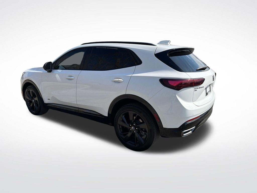 Used 2025 Buick Envision Sport Touring image 3