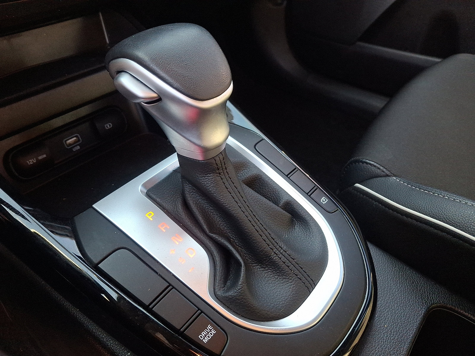 Certified 2024 Kia Forte GT-Line image 14