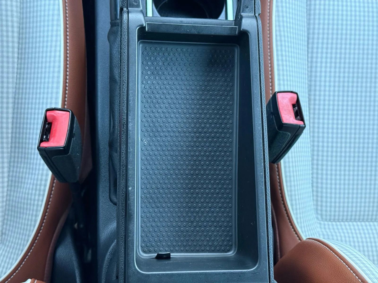 Used 2015 Volkswagen Beetle 1.8T Classic image 35