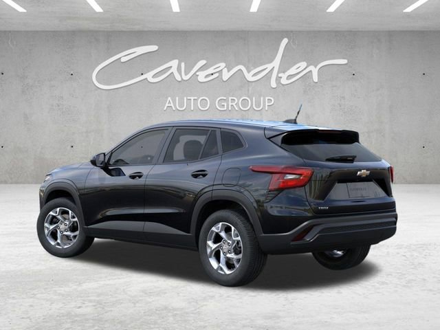 New 2026 Chevrolet Trax LS w/ LS Convenience Package FWD image 3