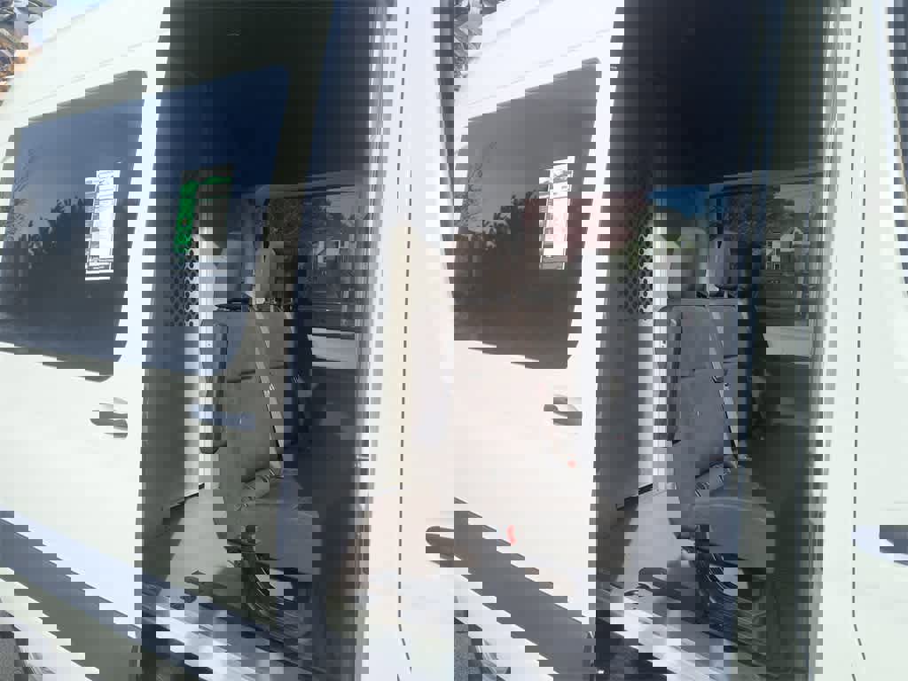 Used 2023 Mercedes-Benz Sprinter 2500 image 23