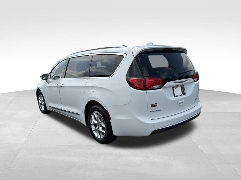 Used 2020 Chrysler Pacifica Limited FWD image 5