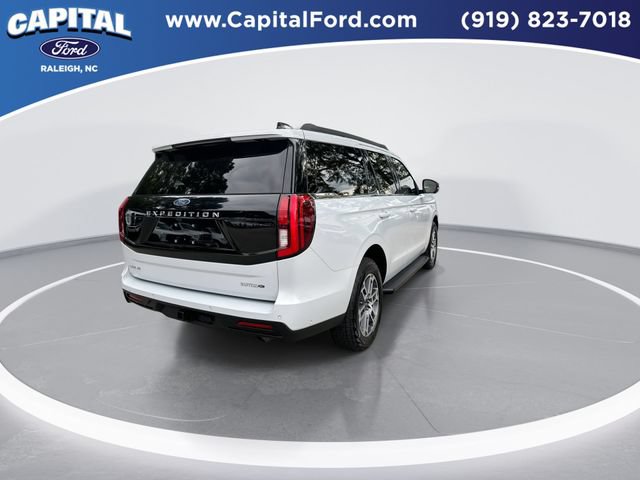 Certified 2025 Ford Expedition Active AWD/4WD image 8