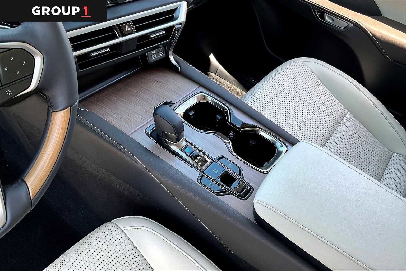 Used 2025 Lexus RX 350 Premium Plus w/ Convenience Package image 14