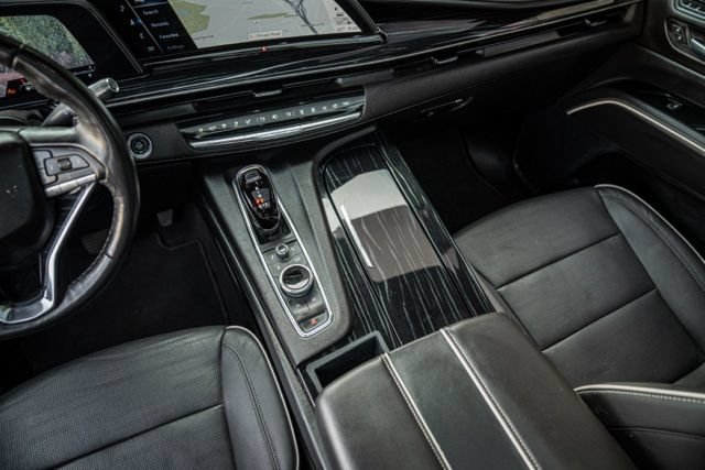 Used 2023 Cadillac Escalade Sport AWD/4WD image 36
