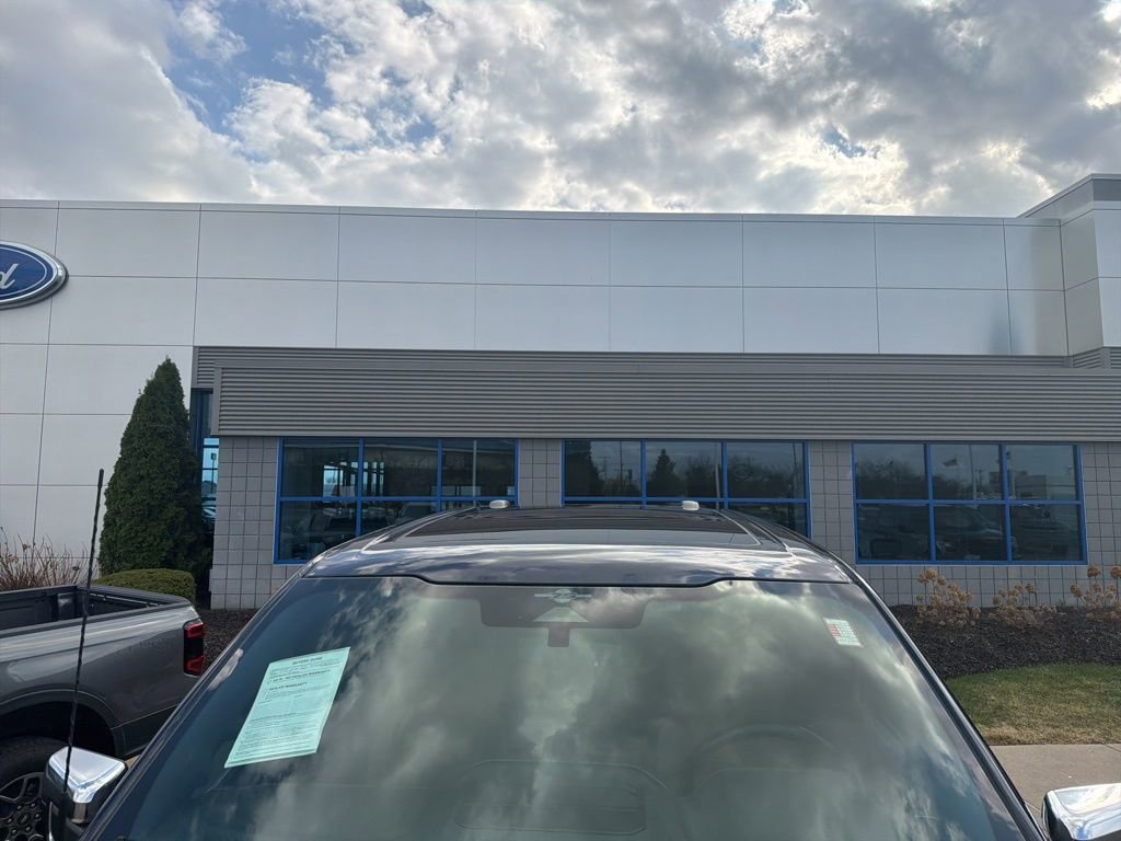 Used 2023 Ford F150 Lariat w/ Equipment Group 502A High image 20