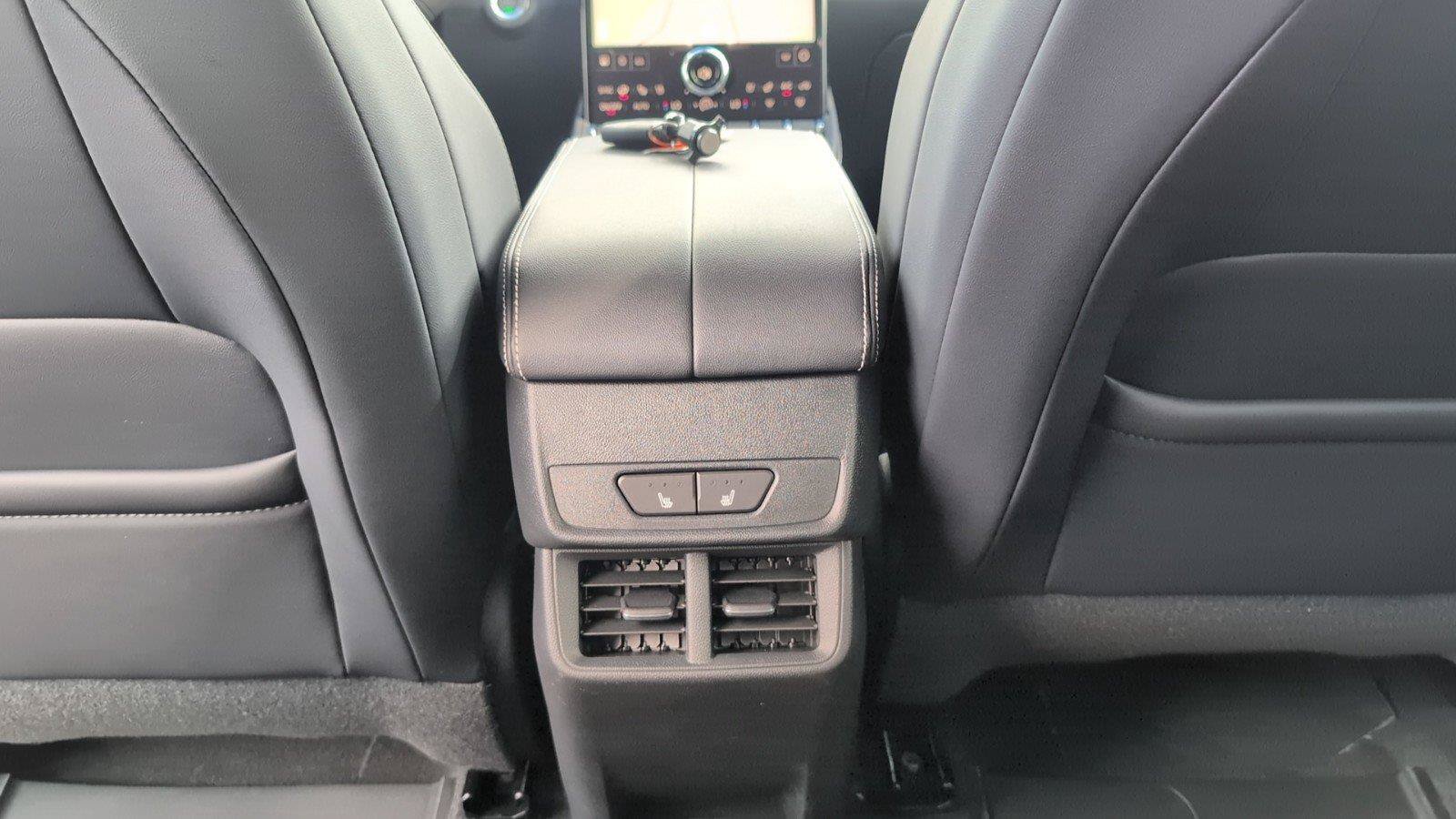 New 2026 GMC Terrain Denali w/ LPO, Floor Liner Package AWD/4WD image 33