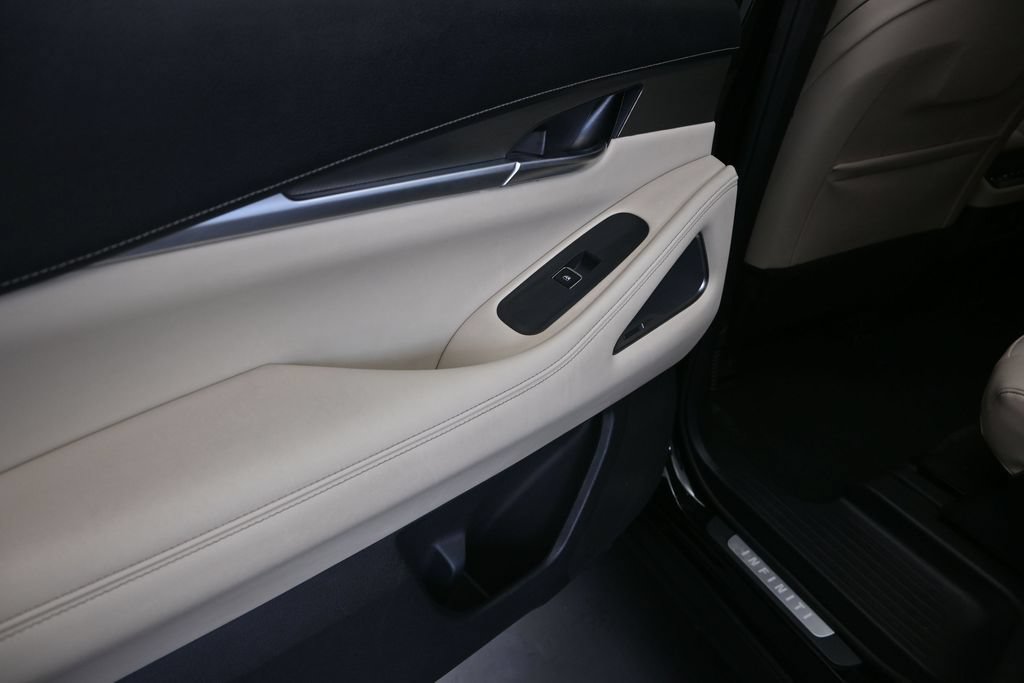 Used 2022 INFINITI QX60 Luxe w/ Performance Audio Package FWD image 15
