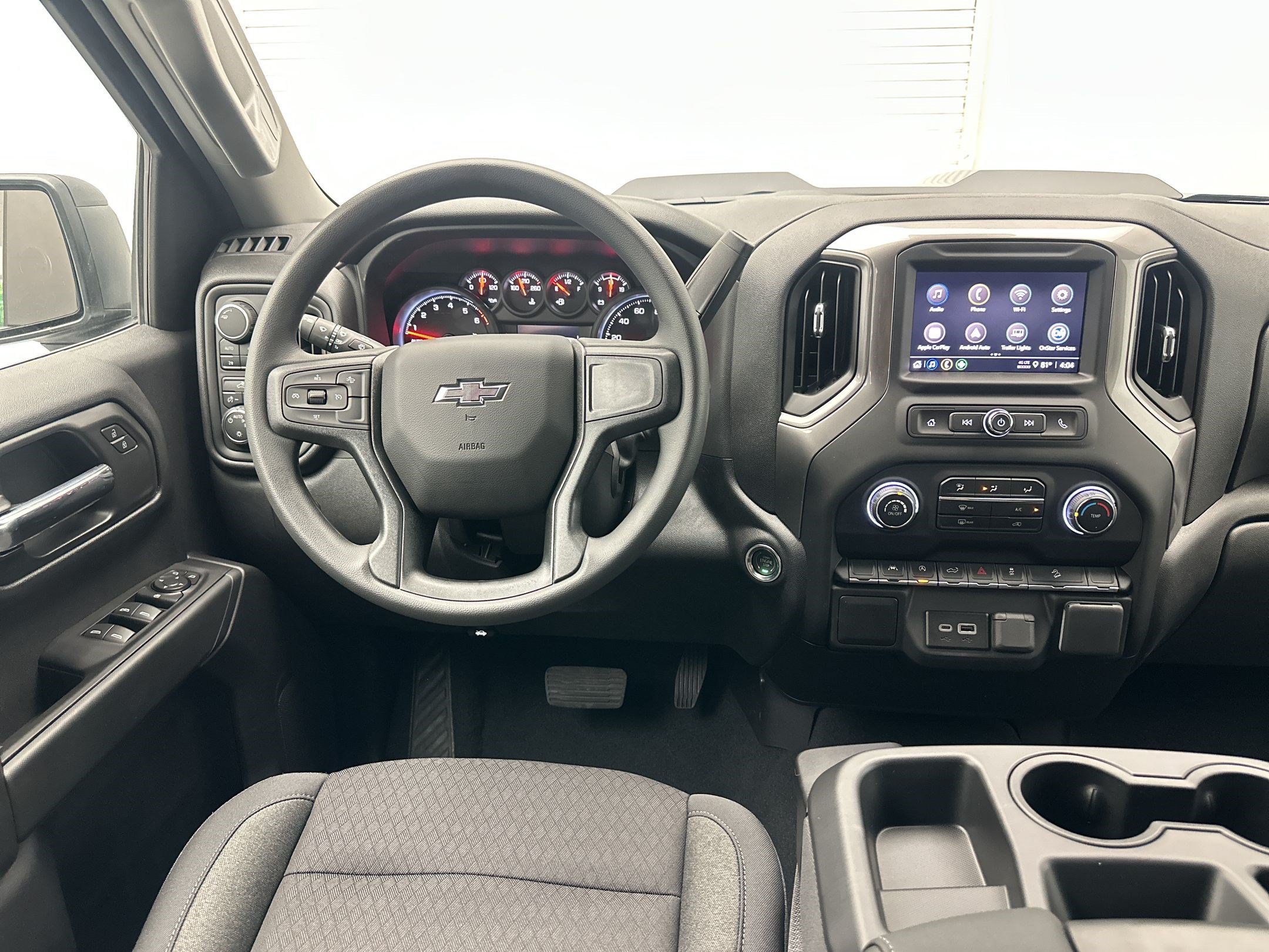 New 2026 Chevrolet Silverado 1500 Custom Trail Boss w/ LPO, Dark Essentials Package AWD/4WD image 4