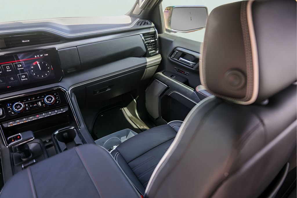 Used 2024 GMC Sierra 1500 AT4X image 30