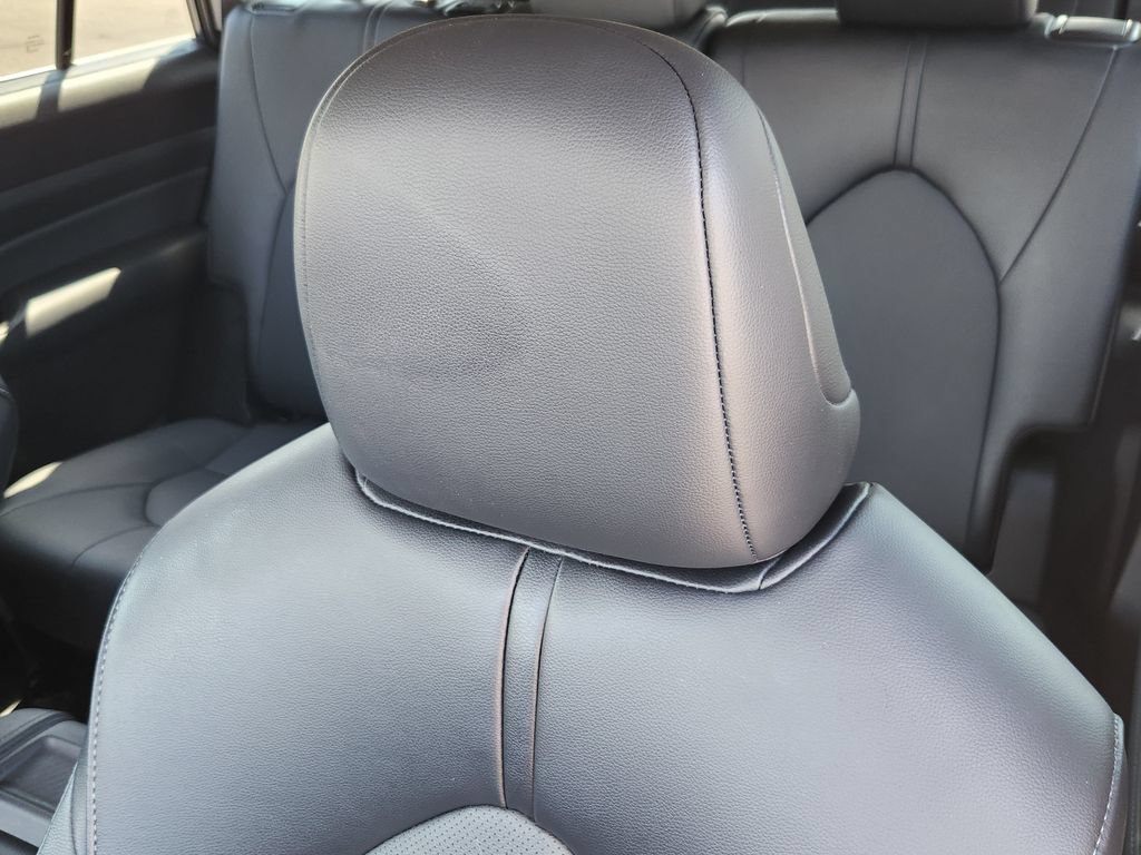 Used 2024 Toyota Grand Highlander AWD Hybrid image 6