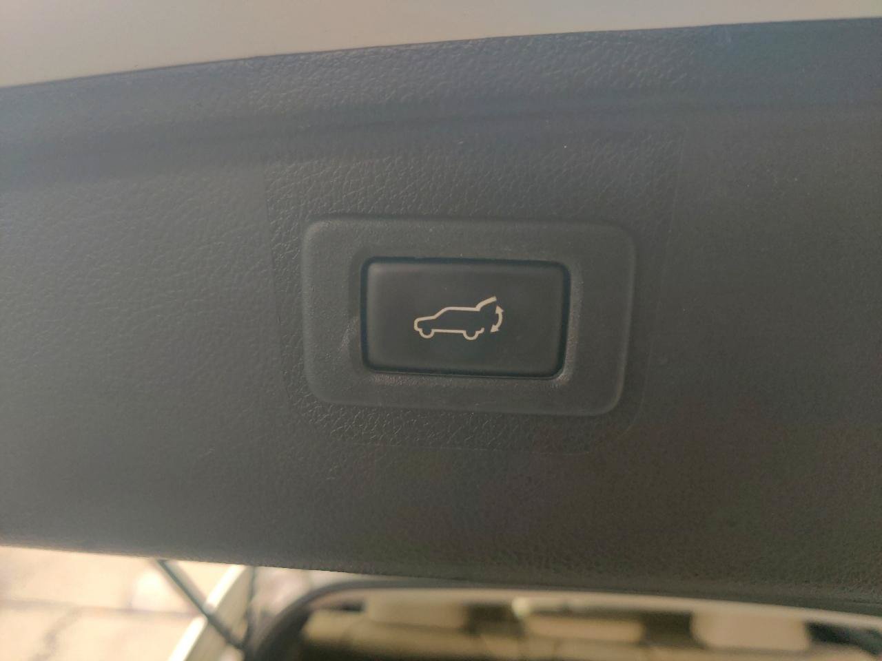 Used 2015 Subaru Outback 2.5i Limited AWD/4WD image 15