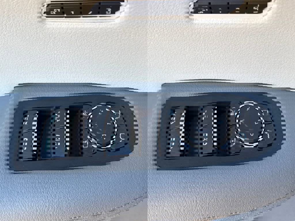 New 2026 Cadillac XT5 Premium Luxury w/ Driver Assist Package image 25