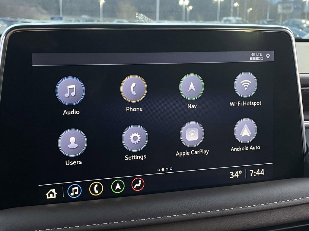 Used 2021 Chevrolet Tahoe High Country w/ Premium Package image 18