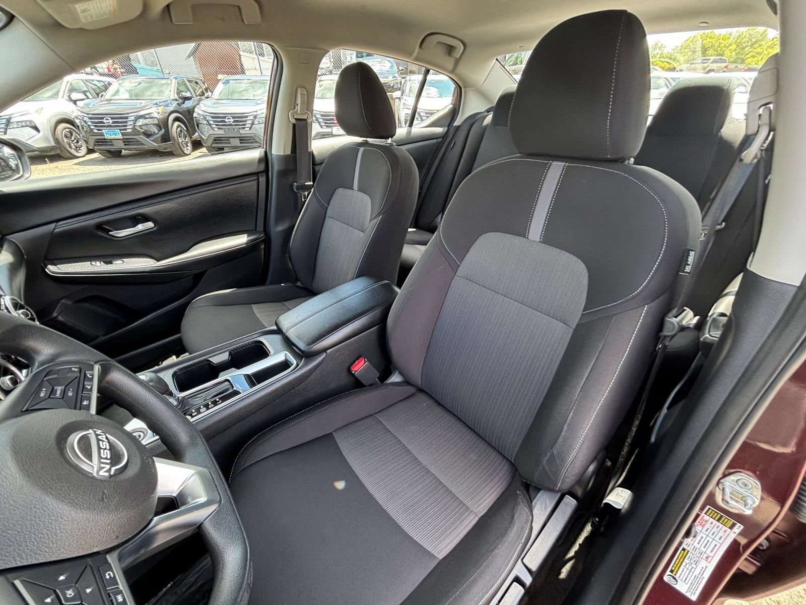 Used 2025 Nissan Sentra SV FWD image 34