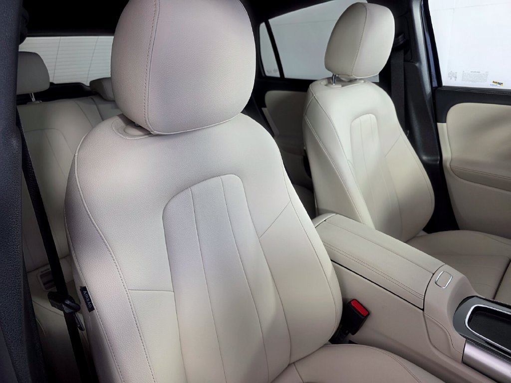 Certified 2025 Mercedes-Benz GLA 250 image 29