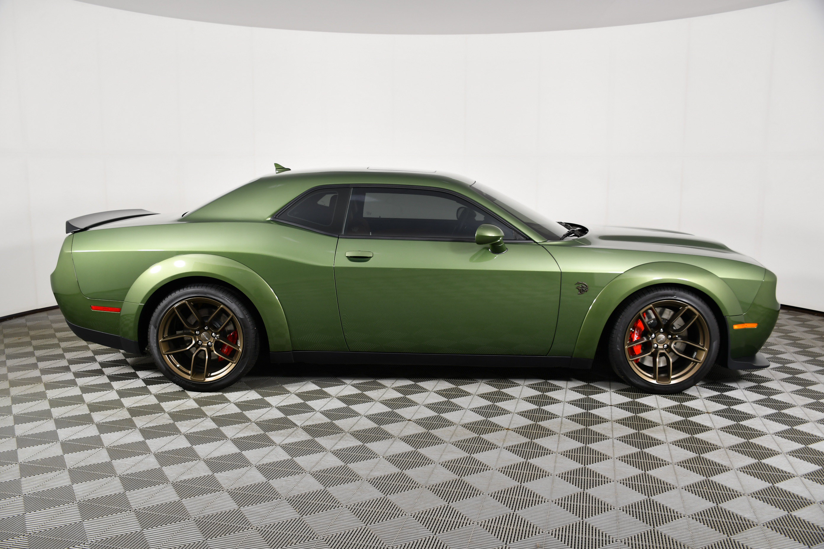 Used 2023 Dodge Challenger SRT Hellcat RWD image 5