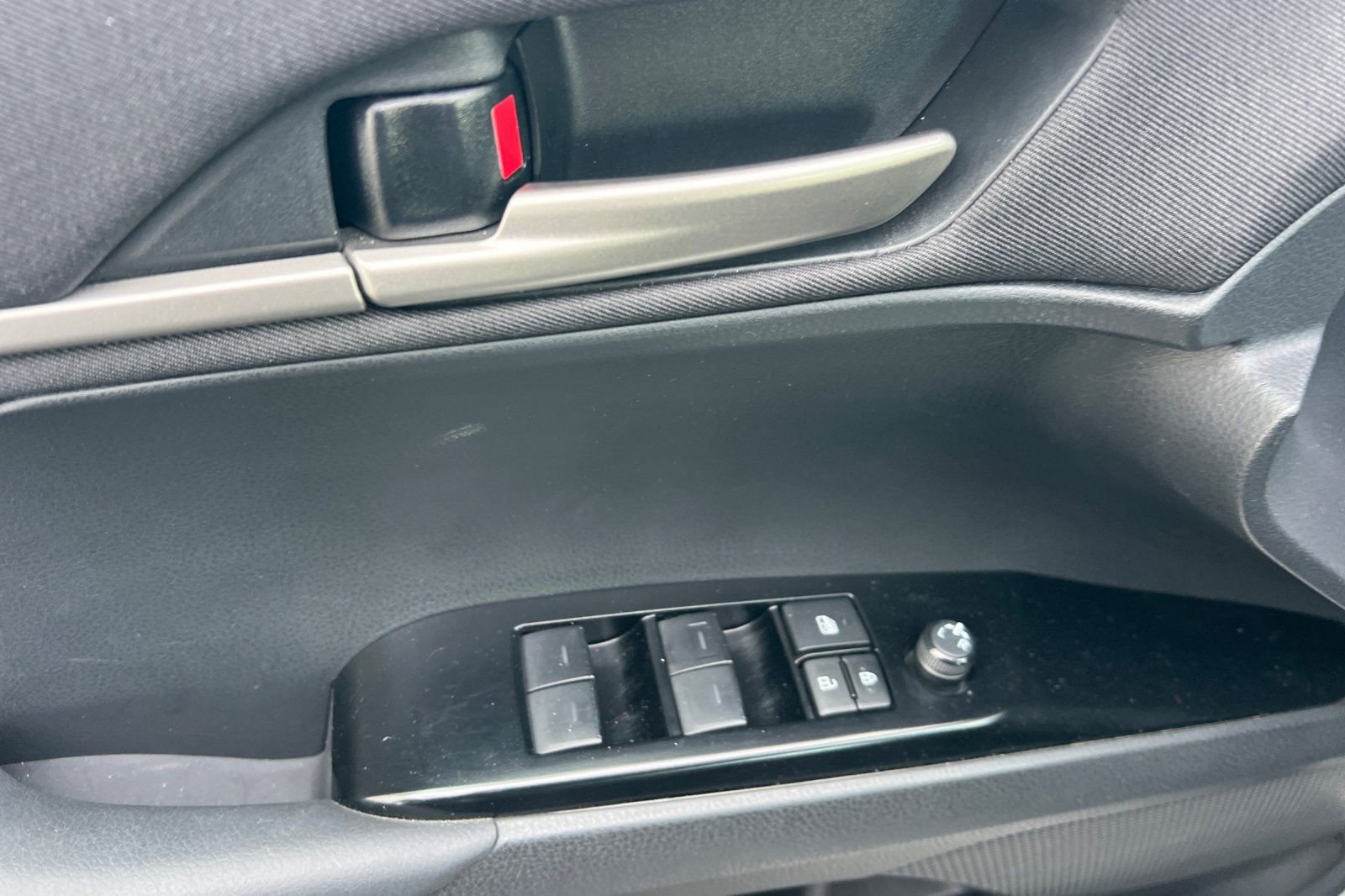 Certified 2025 Toyota Camry LE w/ Convenience Package image 8