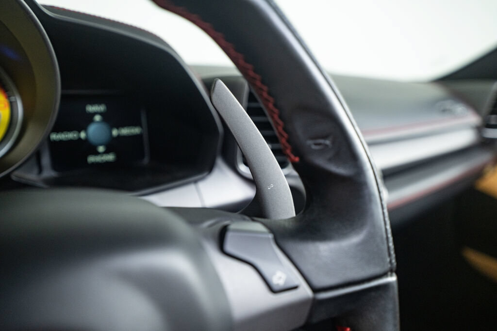 Used 2014 Ferrari 458 Spider RWD image 32