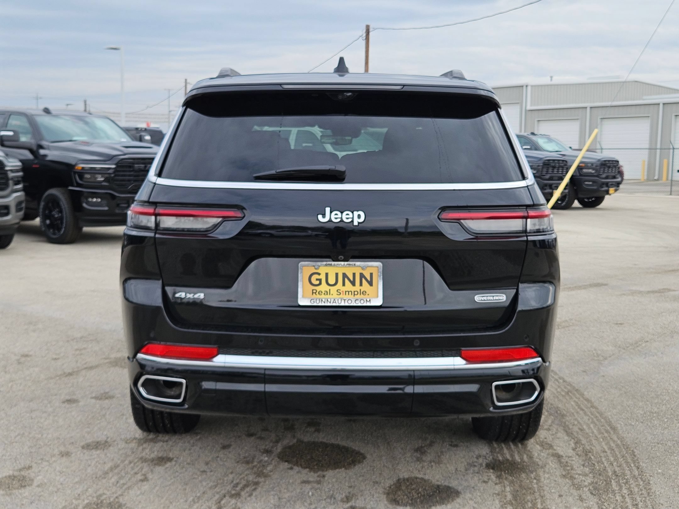 New 2025 Jeep Grand Cherokee L Overland w/ Advanced Protech Group III AWD/4WD image 4