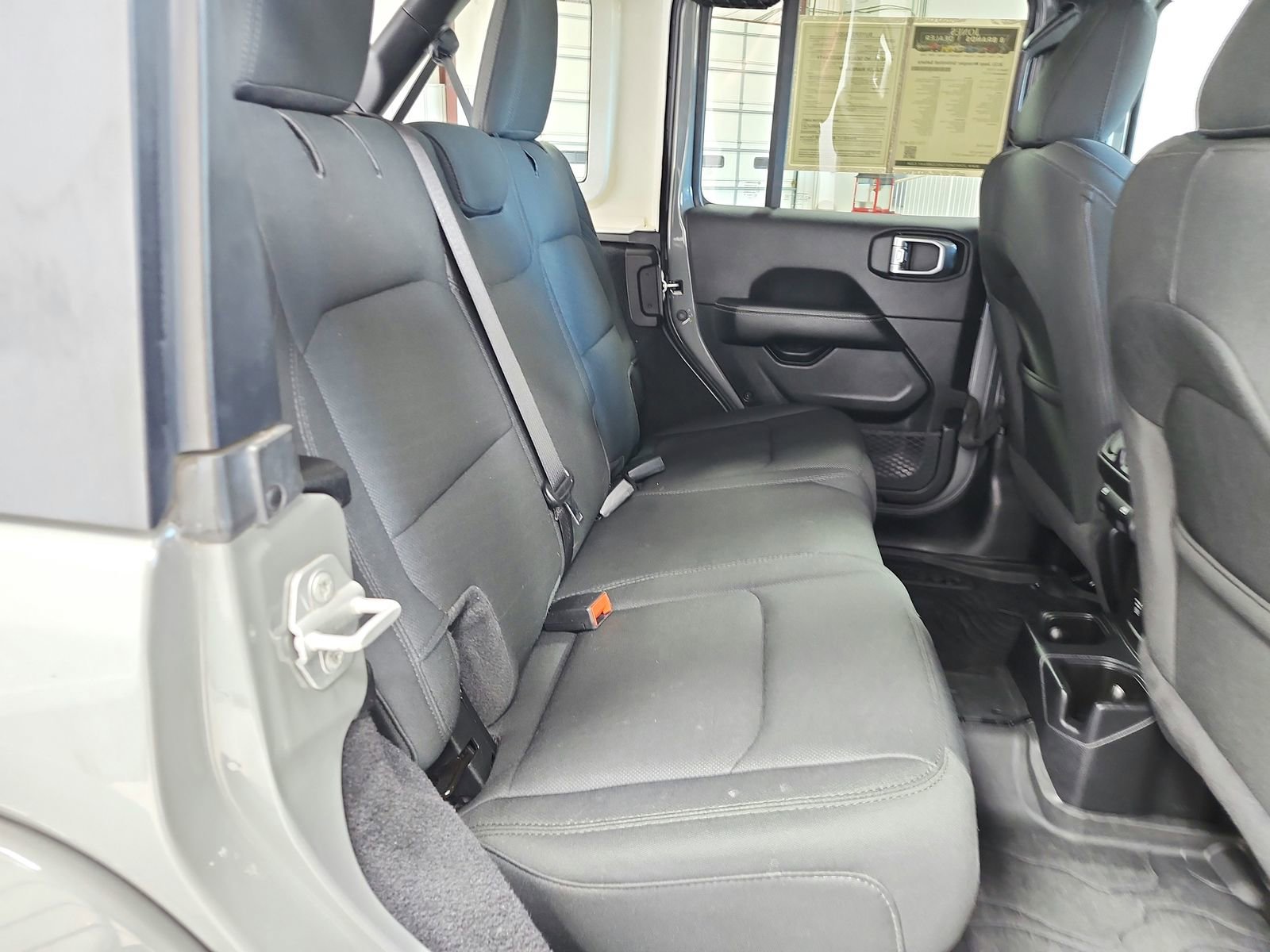 Used 2021 Jeep Wrangler Unlimited Sahara w/ LED Lighting Group image 36