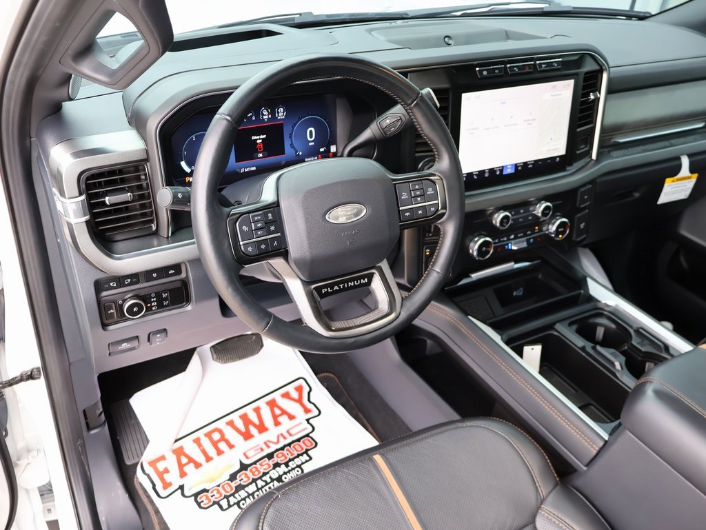 Used 2023 Ford F450 Platinum w/ FX4 Off-Road Package image 31