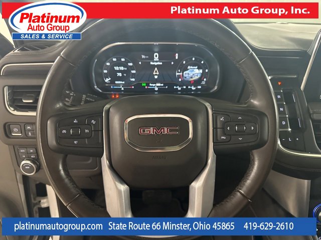 Used 2023 GMC Yukon XL SLT image 13