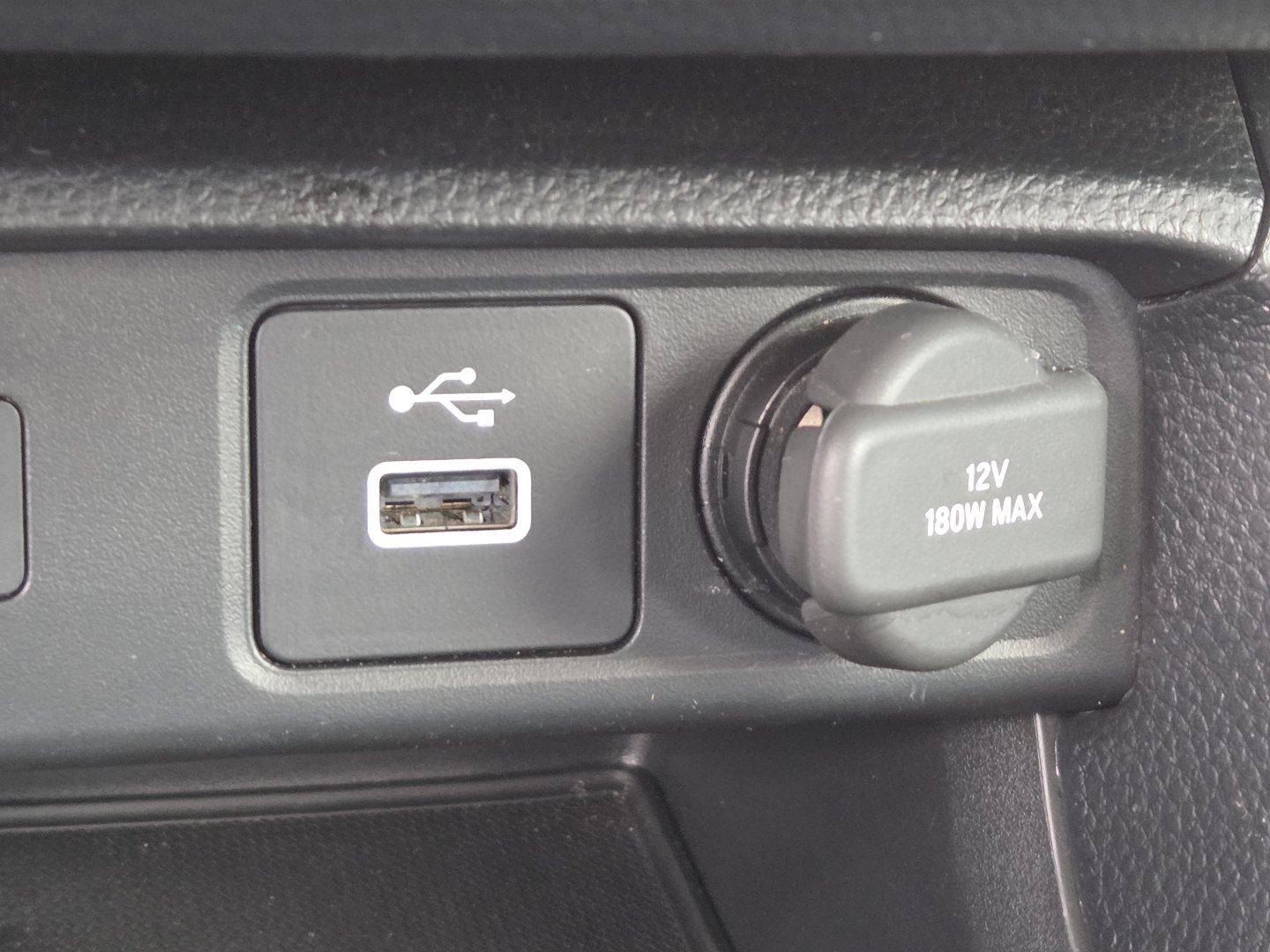 Used 2024 Honda Civic EX-L image 8