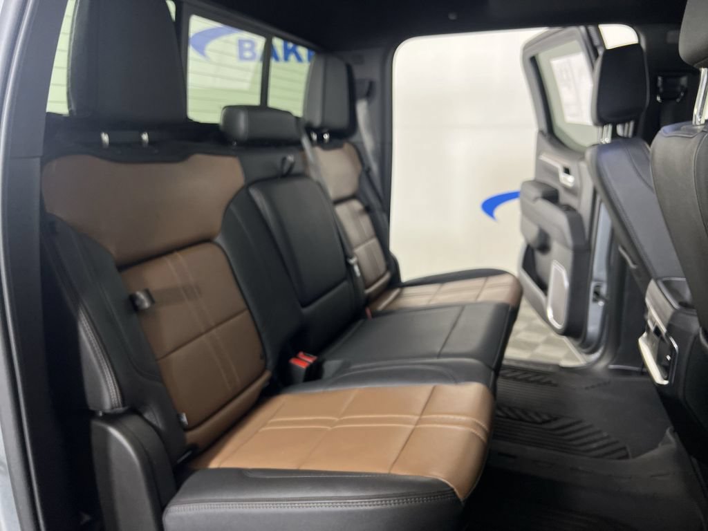 Certified 2026 Chevrolet Silverado 1500 High Country w/ Technology Package AWD/4WD image 27