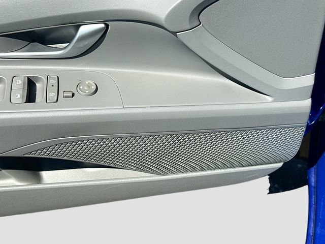 Certified 2024 Hyundai Elantra SEL w/ Convenience Package FWD image 18