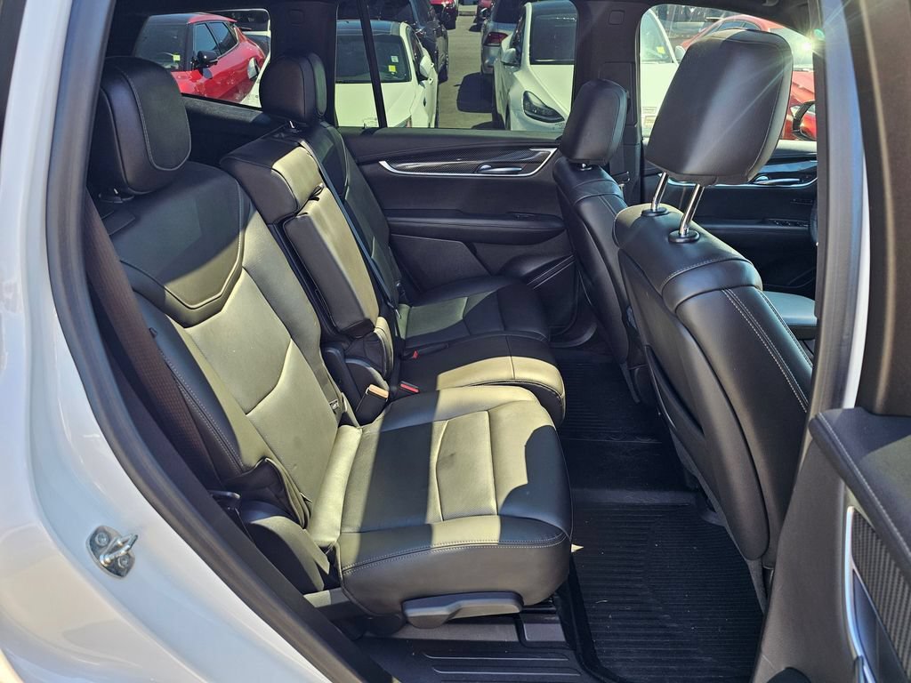 Used 2022 Cadillac XT6 Sport AWD/4WD image 31