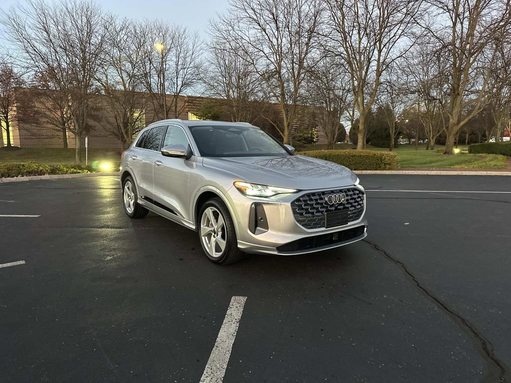 New 2025 Audi Q5 Prestige