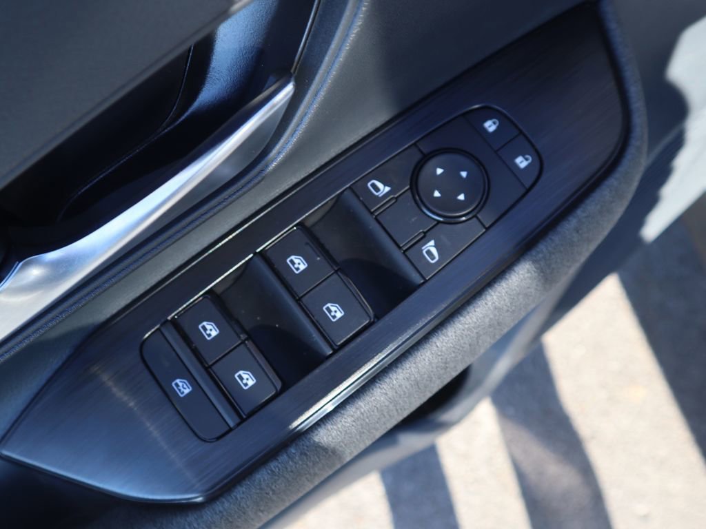 New 2026 Nissan Kicks SV w/ Cold Weather Package image 17