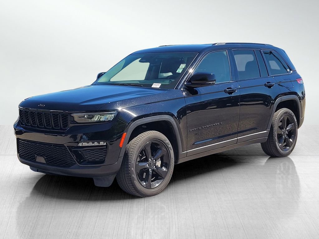 Used 2023 Jeep Grand Cherokee Limited w/ Black Appearance Package image 8