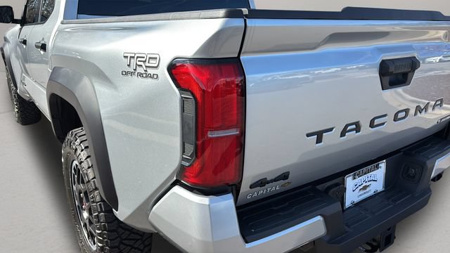 Used 2025 Toyota Tacoma TRD Off-Road AWD/4WD image 35
