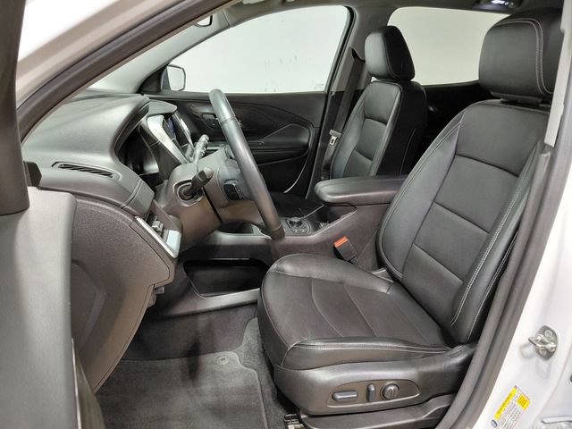 Certified 2024 GMC Terrain SLT AWD/4WD image 3
