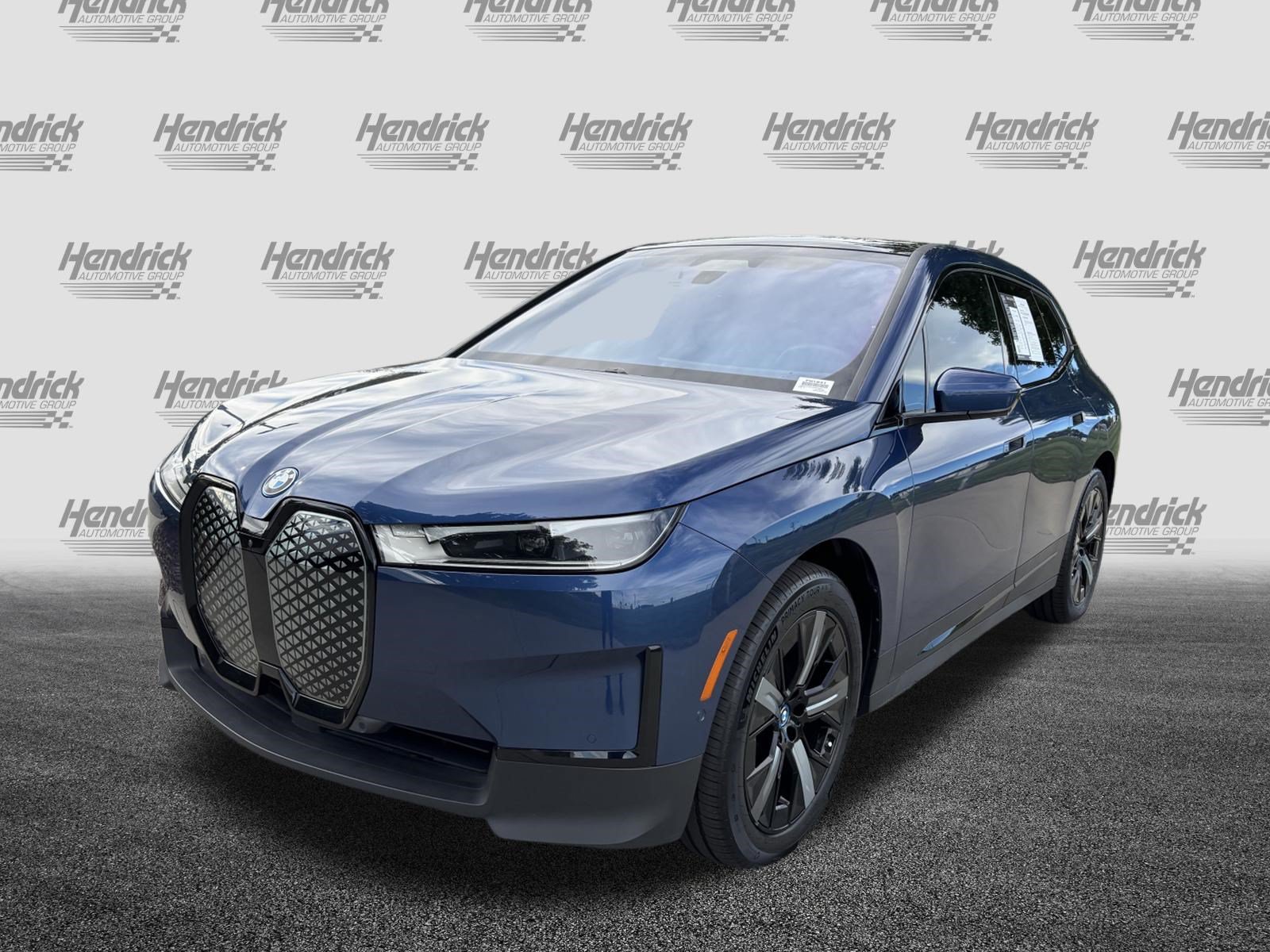 Certified 2024 BMW iX xDrive50 AWD/4WD image 5