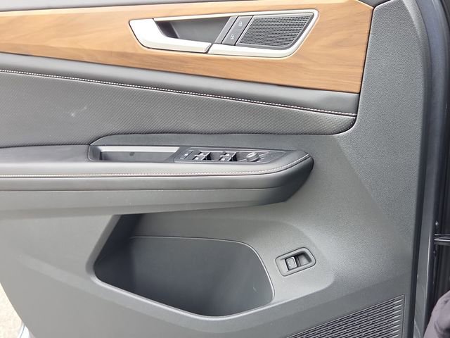 Used 2024 Volkswagen Atlas SE FWD image 28