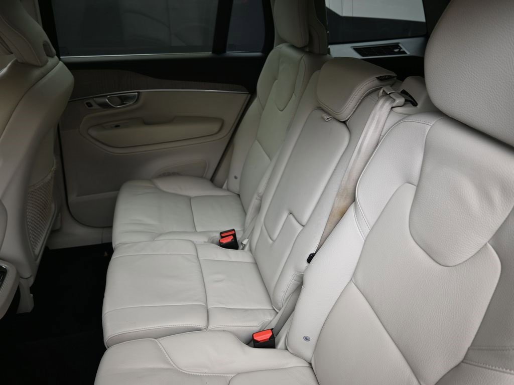 Certified 2024 Volvo XC90 B5 Plus w/ Protection Package Premier image 20