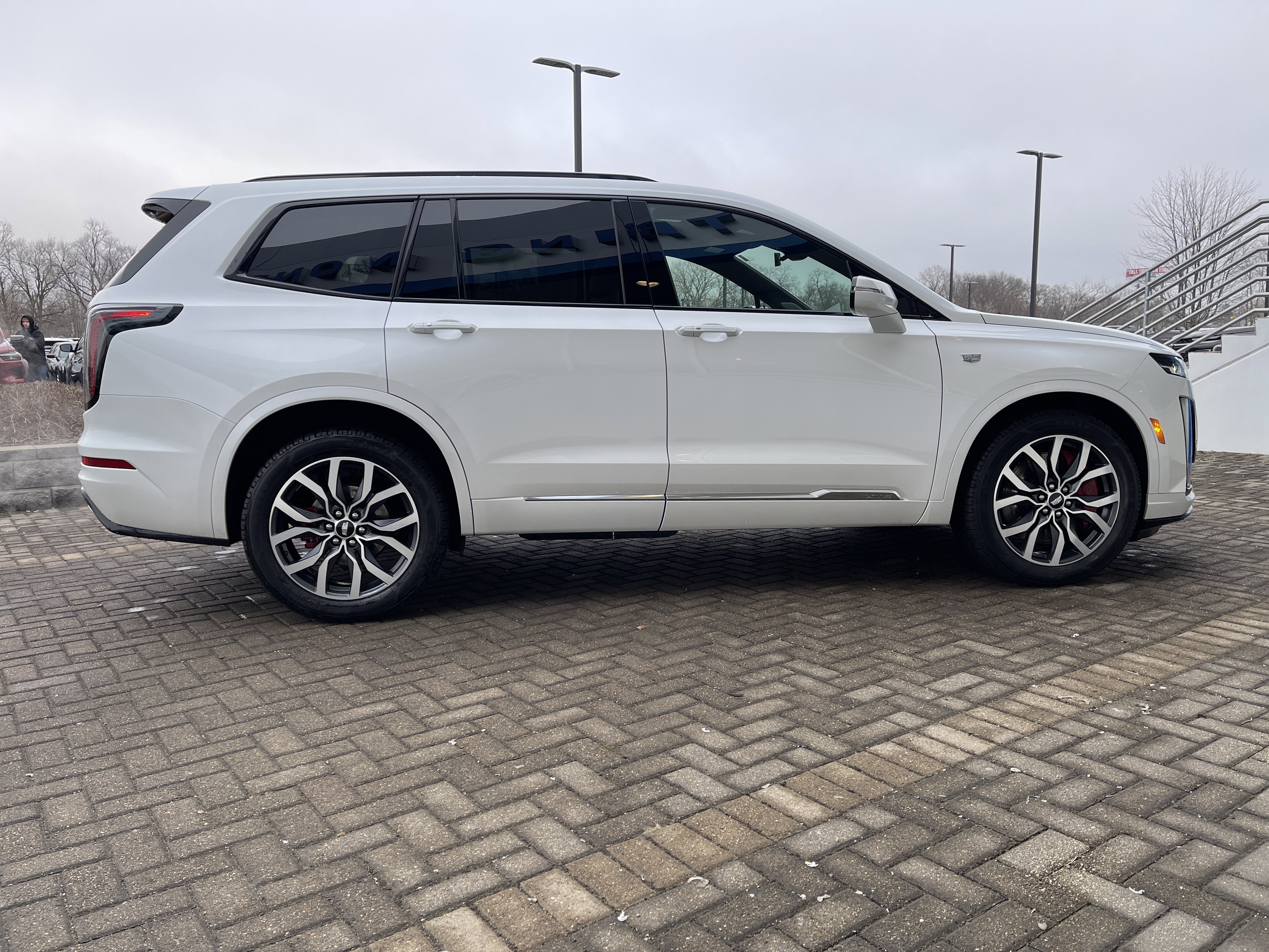 Used 2023 Cadillac XT6 Sport image 6