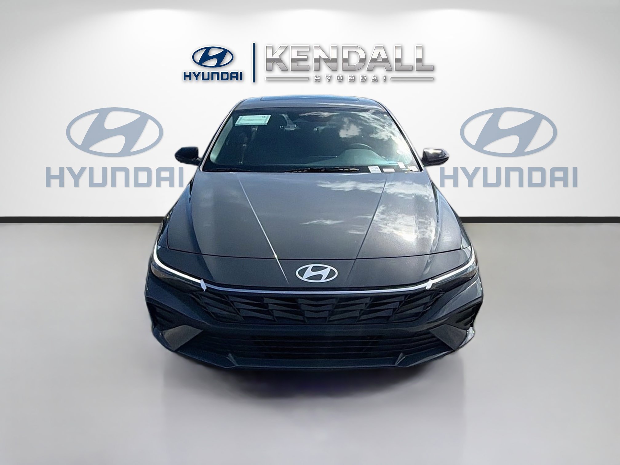 New 2026 Hyundai Elantra SEL Sport FWD image 2
