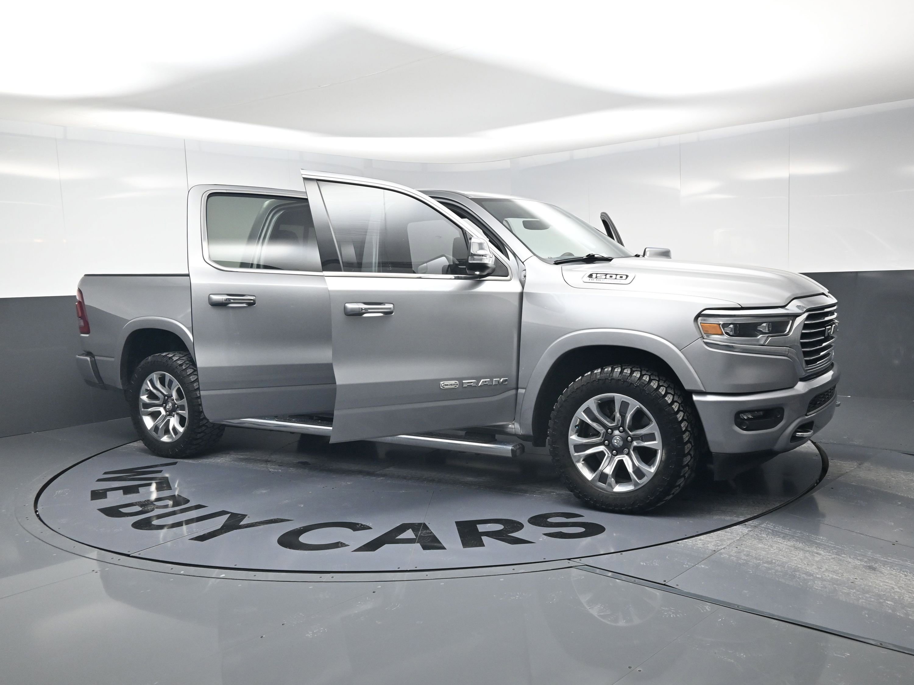 Used 2022 RAM 1500 Limited w/ Body Color Bumper Group image 26